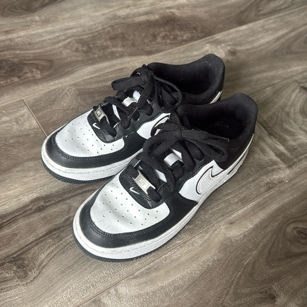 B&W Nike Air Force 1 Low